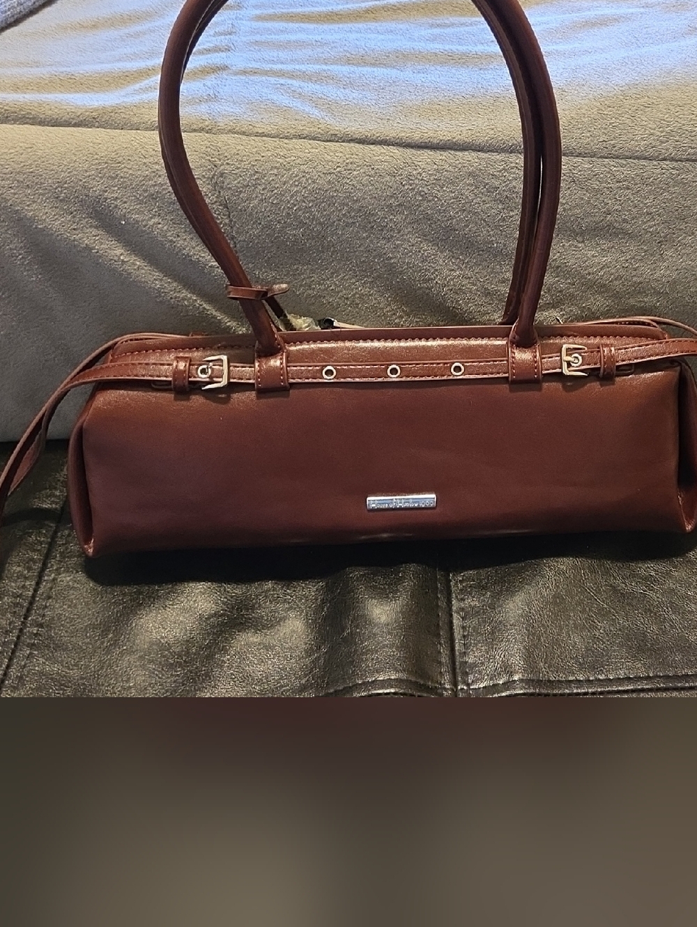 House Of Harlow 1960Women’s Burgandy Shoulder Bag - Classic Leather Tote